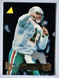 Dan Marino Pinnacle Passer 1995 card #197